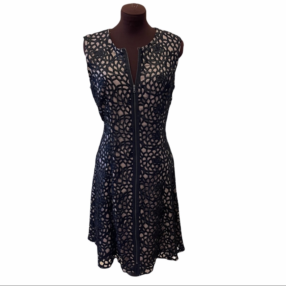 NWOT T Tahari black lace dress with tan silky lining - Picture 3 of 6